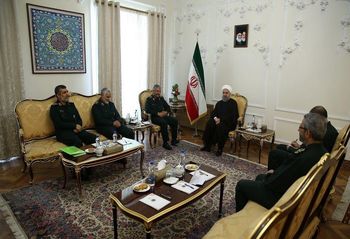 در دیدار فرماندهان ارشد سپاه با رئیس جمهوری چه گذشت؟