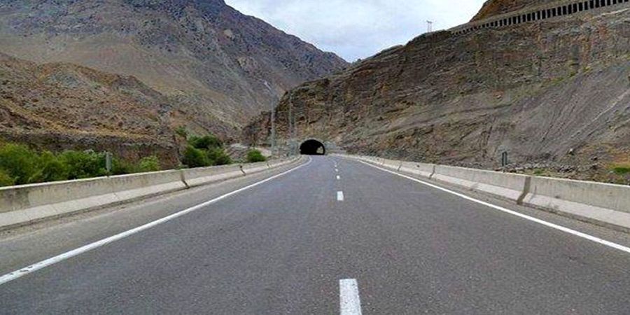 جاده هراز بسته شد