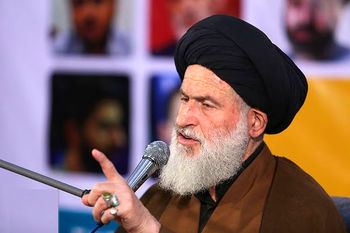 اگر انسان خدمات جمهوری اسلامی را ناچیز ببیند پست است