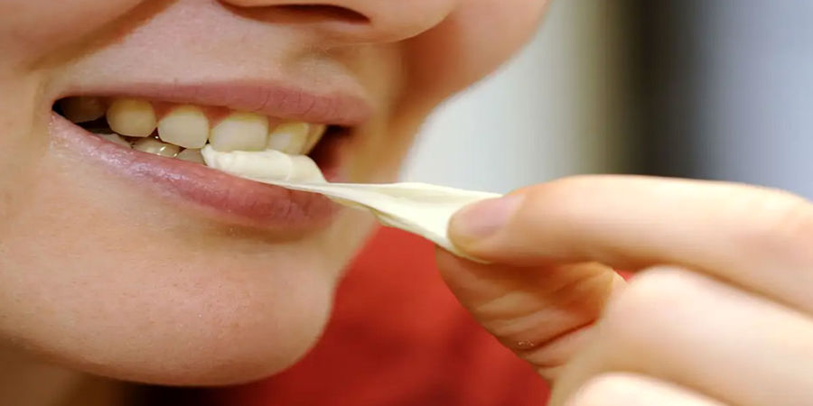 بلایی که  قورت دادن آدامس بر سرتان می آورد