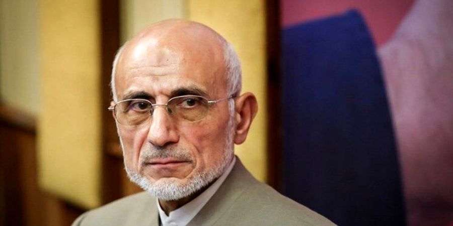 استایل جدید نماینده پرحاشیه با کفش آمریکایی!+عکس