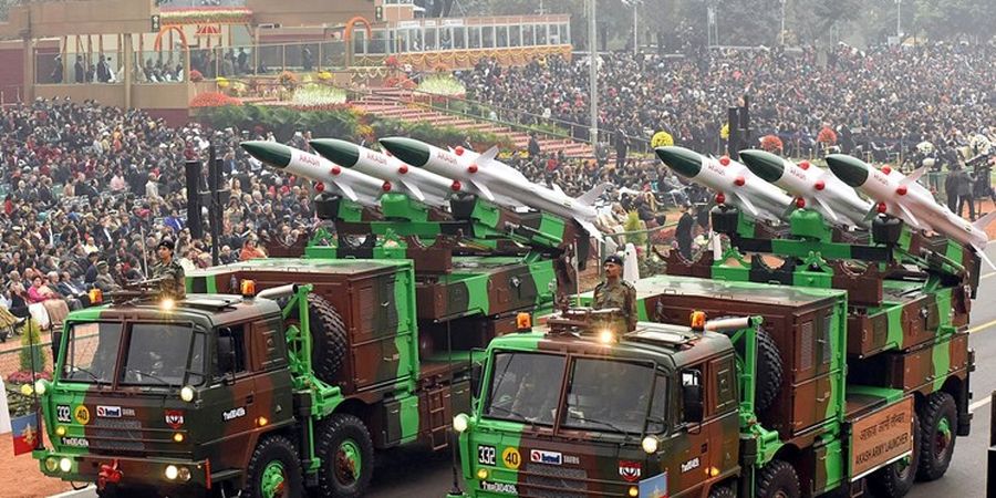 پیمادهای حمله انصارالله به ابوظبی/ امارات از هند سامانه موشکی می‌خرد