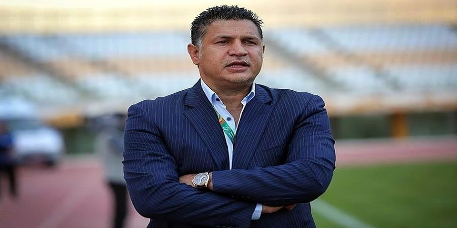 افتخارات فوتبالی علی دایی در رستوران لاکچری‌اش + فیلم