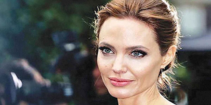 ورود ناگهانی بازیگر مشهور آمریکایی به کافه ای در اوکراین+فیلم 