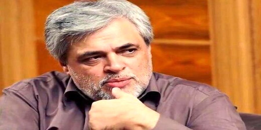 توئیت تند محمد مهاجری به شرق‌گرایان: پوتین را نه کدخدا بلکه خودِ خودِ خود خدا می دانند
