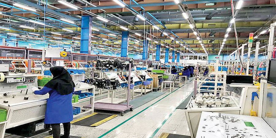 تولید صنعتی دریک قدمی رکود! + اینفو