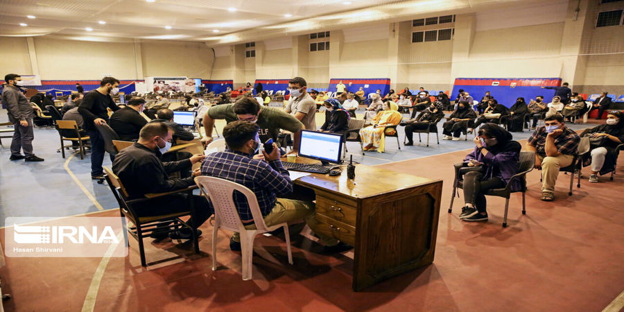 دلیل شلوغی پایگاه‌های واکسیناسیون چیست؟