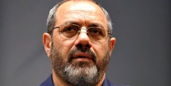 اجازه تهدید به دشمن نمی‌دهیم