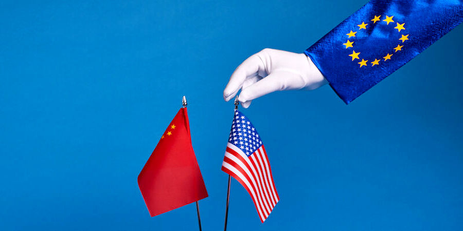 آمریکا آب در هاون می کوبد